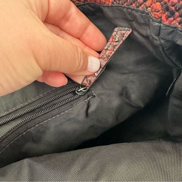 Stella Grey Vegan Skull Tote Bag - Picture 8 of 14